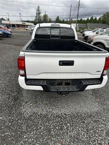 2016 Toyota Tacoma double cab - Photo 4 - Sweet Home, OR 97386