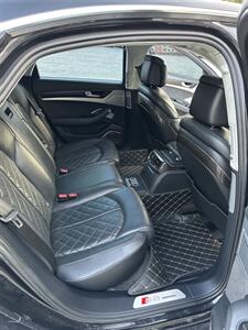 2013 Audi S8 4.0T quattro   - Photo 12 - Tacoma, WA 98422