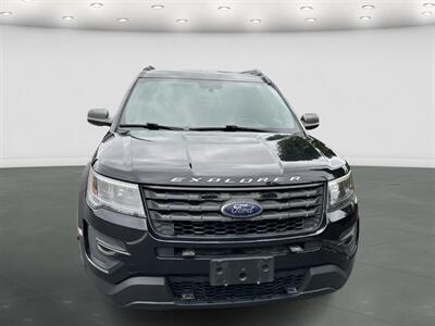 2017 Ford Explorer Police Interceptor Utility   - Photo 2 - Tacoma, WA 98422