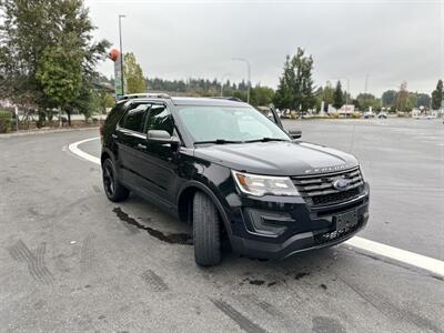 2017 Ford Explorer Police Interceptor Utility   - Photo 8 - Tacoma, WA 98422