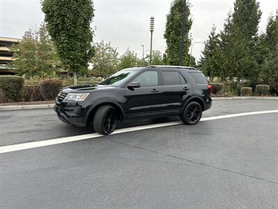 2017 Ford Explorer Police Interceptor Utility   - Photo 1 - Tacoma, WA 98422