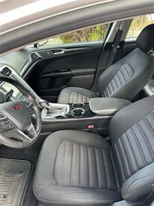 2013 Ford Fusion SE   - Photo 10 - Tacoma, WA 98422