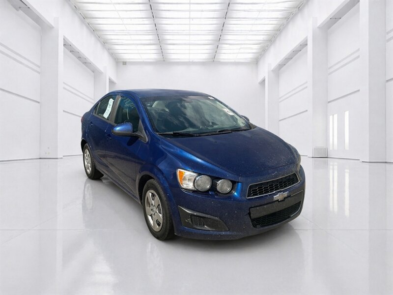 2013 Chevrolet Sonic LS Auto   - Photo 1 - Uniontown, PA 15401