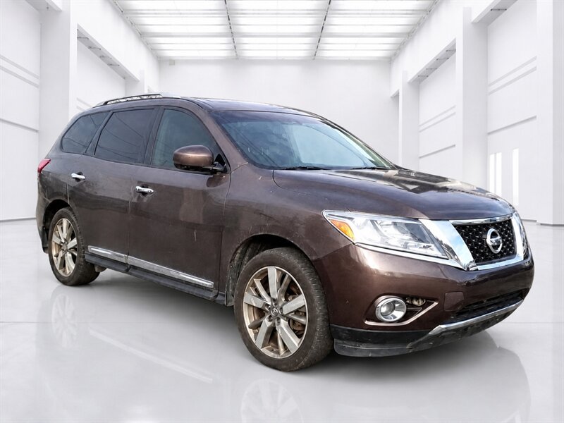 2015 Nissan Pathfinder S  