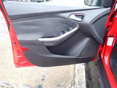 2012 Ford Focus SEL   - Photo 33 - Uniontown, PA 15401