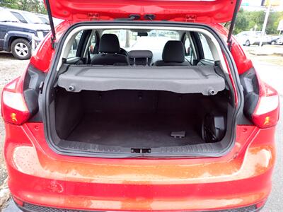 2012 Ford Focus SEL   - Photo 16 - Uniontown, PA 15401