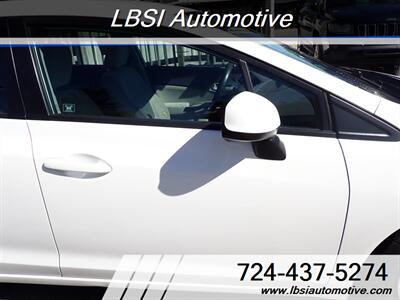 2012 Honda Civic LX   - Photo 11 - Uniontown, PA 15401
