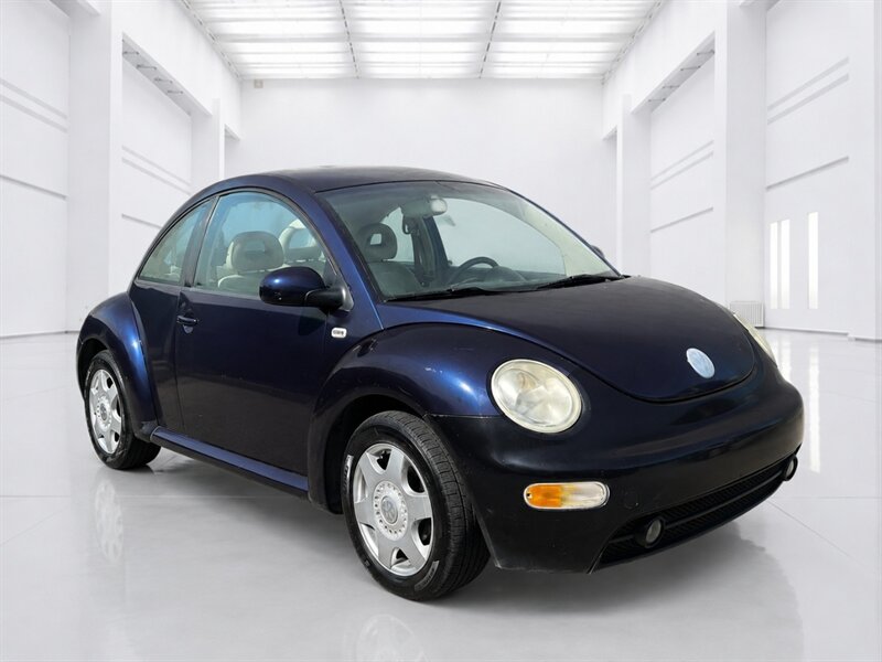 2002 Volkswagen Beetle GLS   - Photo 1 - Uniontown, PA 15401
