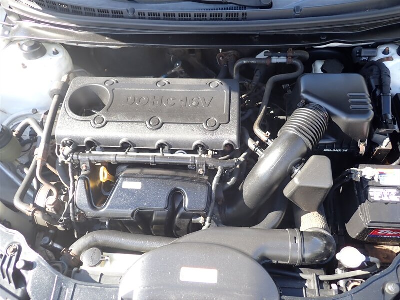 2011 Kia Forte EX   - Photo 28 - Uniontown, PA 15401