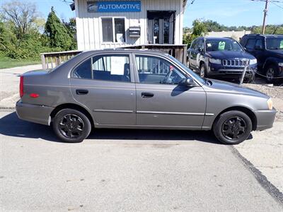 2001 Hyundai ACCENT GL   - Photo 2 - Uniontown, PA 15401