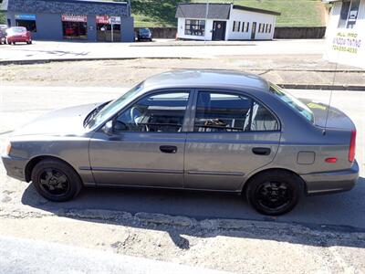 2001 Hyundai ACCENT GL   - Photo 4 - Uniontown, PA 15401