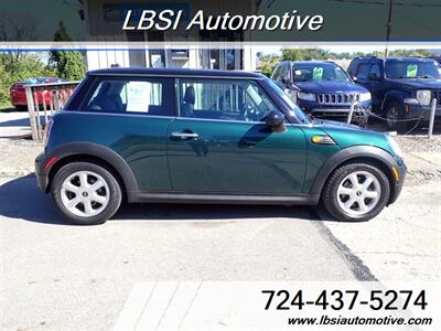 2010 MINI Cooper   - Photo 2 - Uniontown, PA 15401