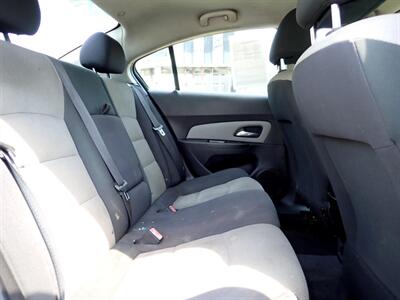 2012 Chevrolet Cruze LS   - Photo 7 - Uniontown, PA 15401
