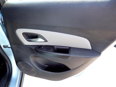 2012 Chevrolet Cruze LS   - Photo 22 - Uniontown, PA 15401