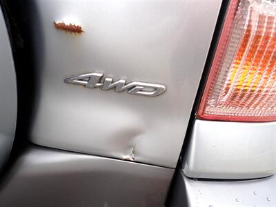 2001 Toyota RAV4   - Photo 15 - Uniontown, PA 15401