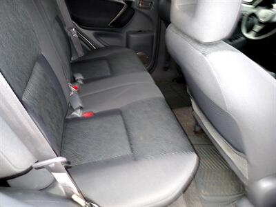 2001 Toyota RAV4   - Photo 24 - Uniontown, PA 15401