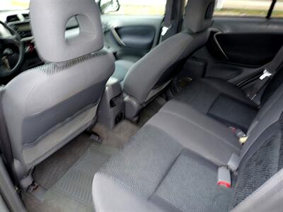 2001 Toyota RAV4   - Photo 7 - Uniontown, PA 15401