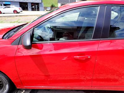 2015 Chevrolet Cruze LS Auto   - Photo 17 - Uniontown, PA 15401