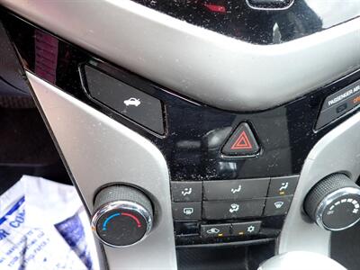 2015 Chevrolet Cruze LS Auto   - Photo 40 - Uniontown, PA 15401