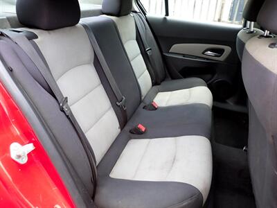 2015 Chevrolet Cruze LS Auto   - Photo 7 - Uniontown, PA 15401