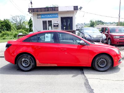 2015 Chevrolet Cruze LS Auto   - Photo 2 - Uniontown, PA 15401