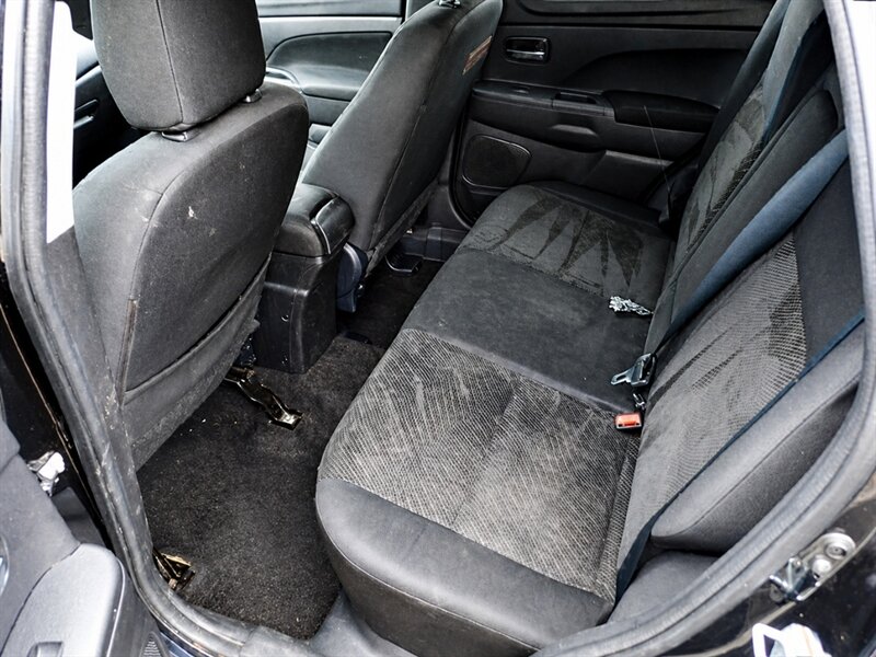 2013 Mitsubishi Outlander Sport SE   - Photo 23 - Uniontown, PA 15401