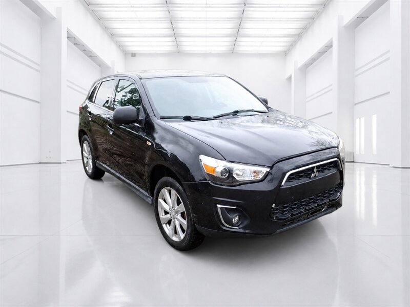 2013 Mitsubishi Outlander Sport SE   - Photo 1 - Uniontown, PA 15401