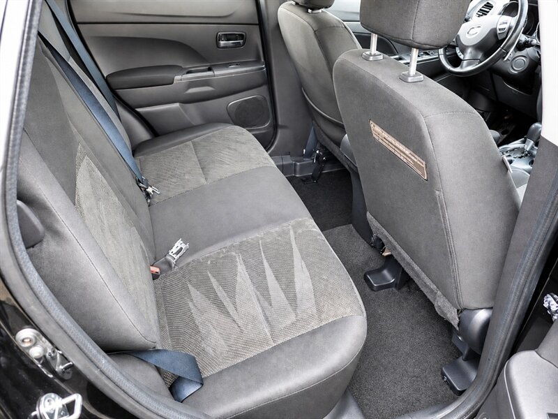 2013 Mitsubishi Outlander Sport SE   - Photo 22 - Uniontown, PA 15401