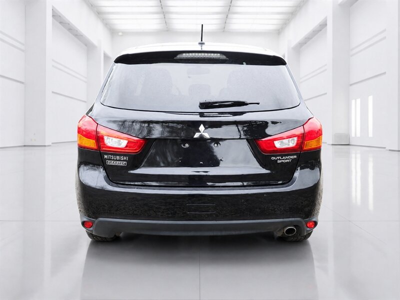 2013 Mitsubishi Outlander Sport SE   - Photo 3 - Uniontown, PA 15401