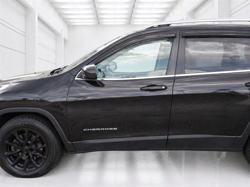 2015 Jeep Cherokee Latitude   - Photo 7 - Uniontown, PA 15401