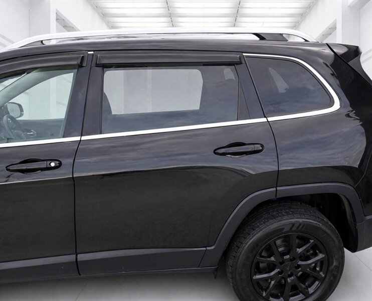 2015 Jeep Cherokee Latitude   - Photo 8 - Uniontown, PA 15401