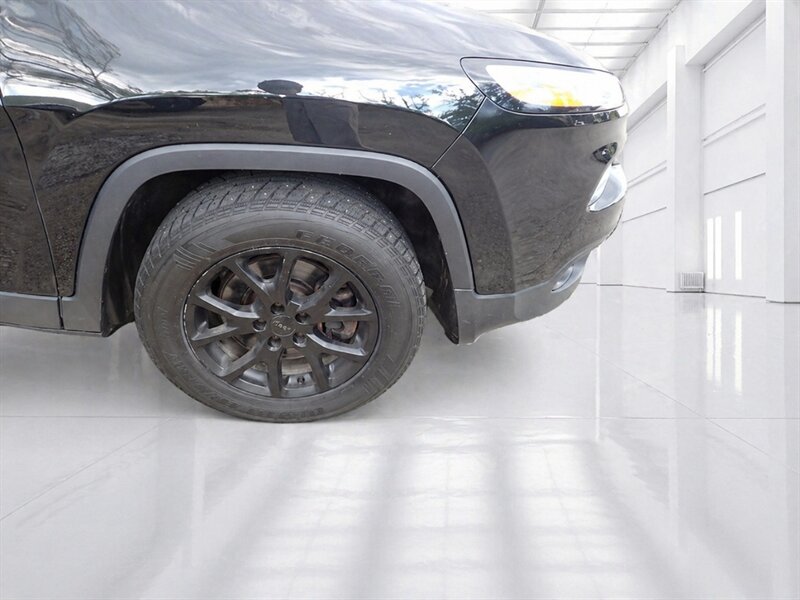 2015 Jeep Cherokee Latitude   - Photo 22 - Uniontown, PA 15401