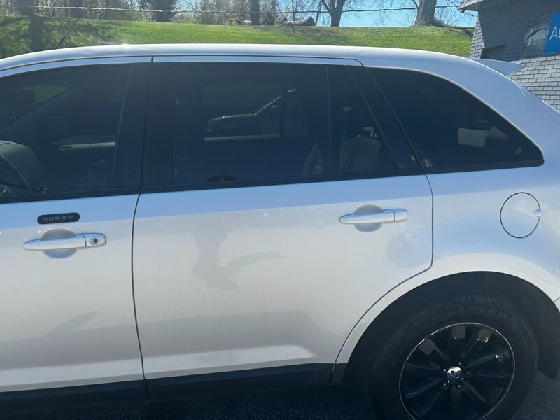 2010 Ford Edge SEL   - Photo 20 - Uniontown, PA 15401