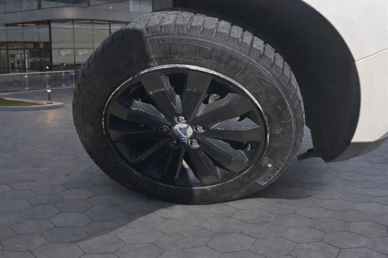 2010 Ford Edge SEL   - Photo 8 - Uniontown, PA 15401