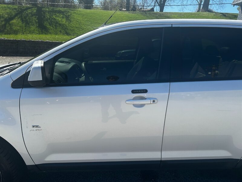 2010 Ford Edge SEL   - Photo 21 - Uniontown, PA 15401