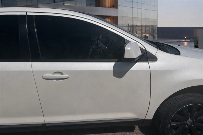 2010 Ford Edge SEL   - Photo 9 - Uniontown, PA 15401