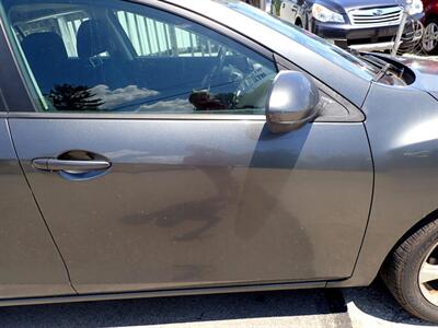 2011 Mazda Mazda3 i Touring   - Photo 11 - Uniontown, PA 15401