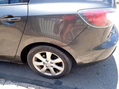 2011 Mazda Mazda3 i Touring   - Photo 16 - Uniontown, PA 15401