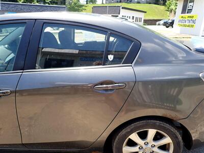 2011 Mazda Mazda3 i Touring   - Photo 19 - Uniontown, PA 15401