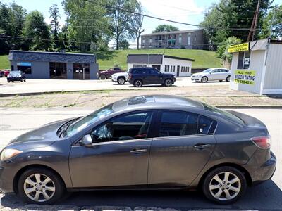 2011 Mazda Mazda3 i Touring   - Photo 4 - Uniontown, PA 15401