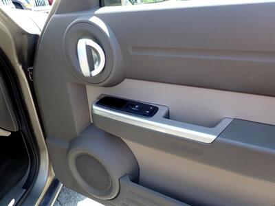 2007 Dodge Nitro SLT   - Photo 23 - Uniontown, PA 15401