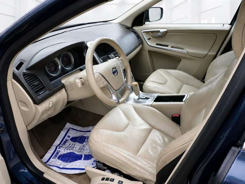 2011 Volvo XC60 3.2   - Photo 27 - Uniontown, PA 15401