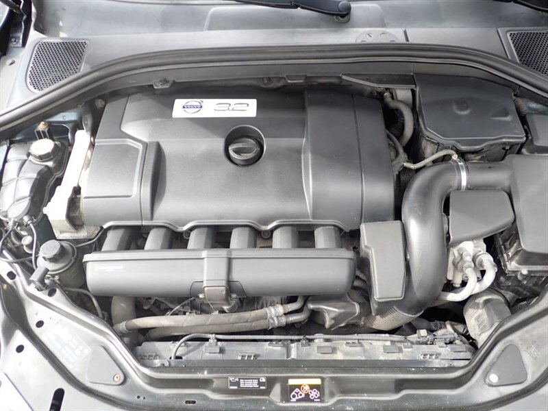 2011 Volvo XC60 3.2   - Photo 32 - Uniontown, PA 15401