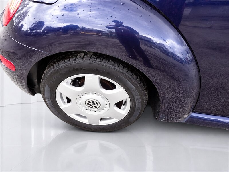 2002 Volkswagen Beetle GLS   - Photo 9 - Uniontown, PA 15401