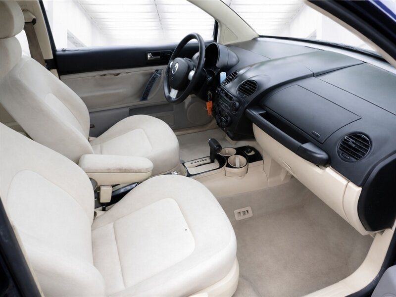 2002 Volkswagen Beetle GLS   - Photo 14 - Uniontown, PA 15401