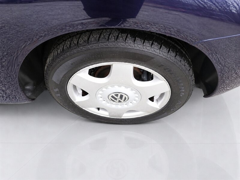 2002 Volkswagen Beetle GLS   - Photo 27 - Uniontown, PA 15401