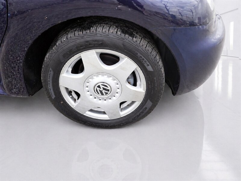 2002 Volkswagen Beetle GLS   - Photo 28 - Uniontown, PA 15401