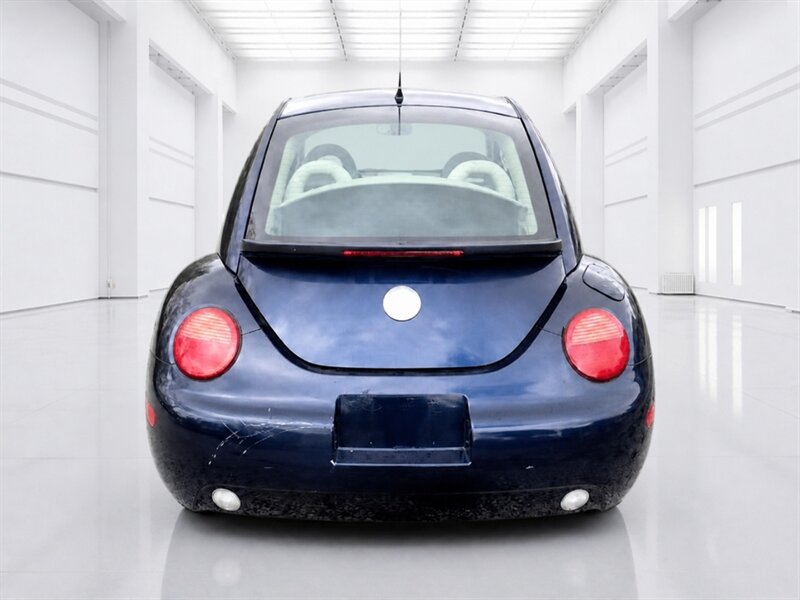 2002 Volkswagen Beetle GLS   - Photo 3 - Uniontown, PA 15401