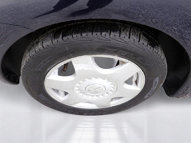 2002 Volkswagen Beetle GLS   - Photo 26 - Uniontown, PA 15401