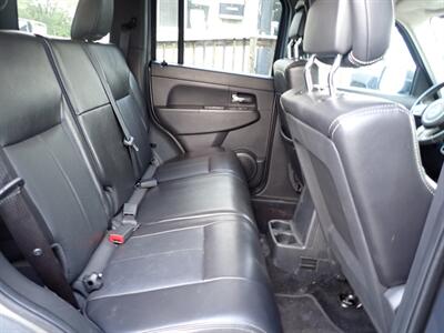 2012 Jeep Liberty Sport   - Photo 6 - Uniontown, PA 15401